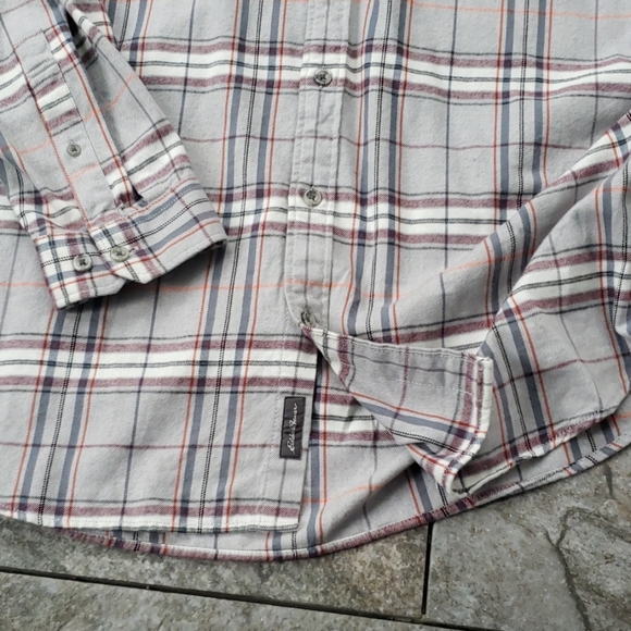 Eddie Bauer Men's TXL Flannel Button up shirt - Picture 5 of 7